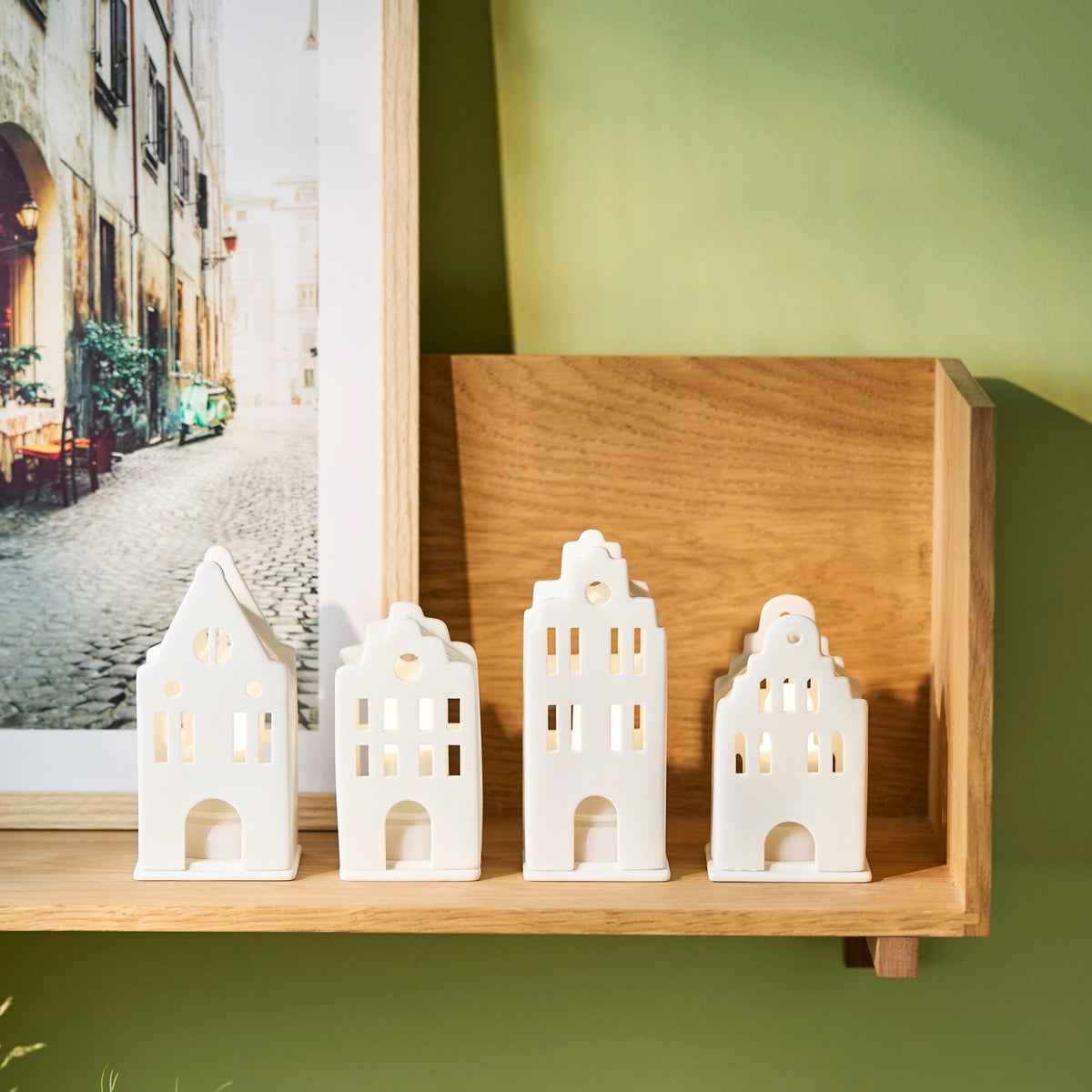 Casa in miniatura con luce sul canale - fatta a mano e Casa in miniatura con luce Casa di città - fatta a mano - Räder