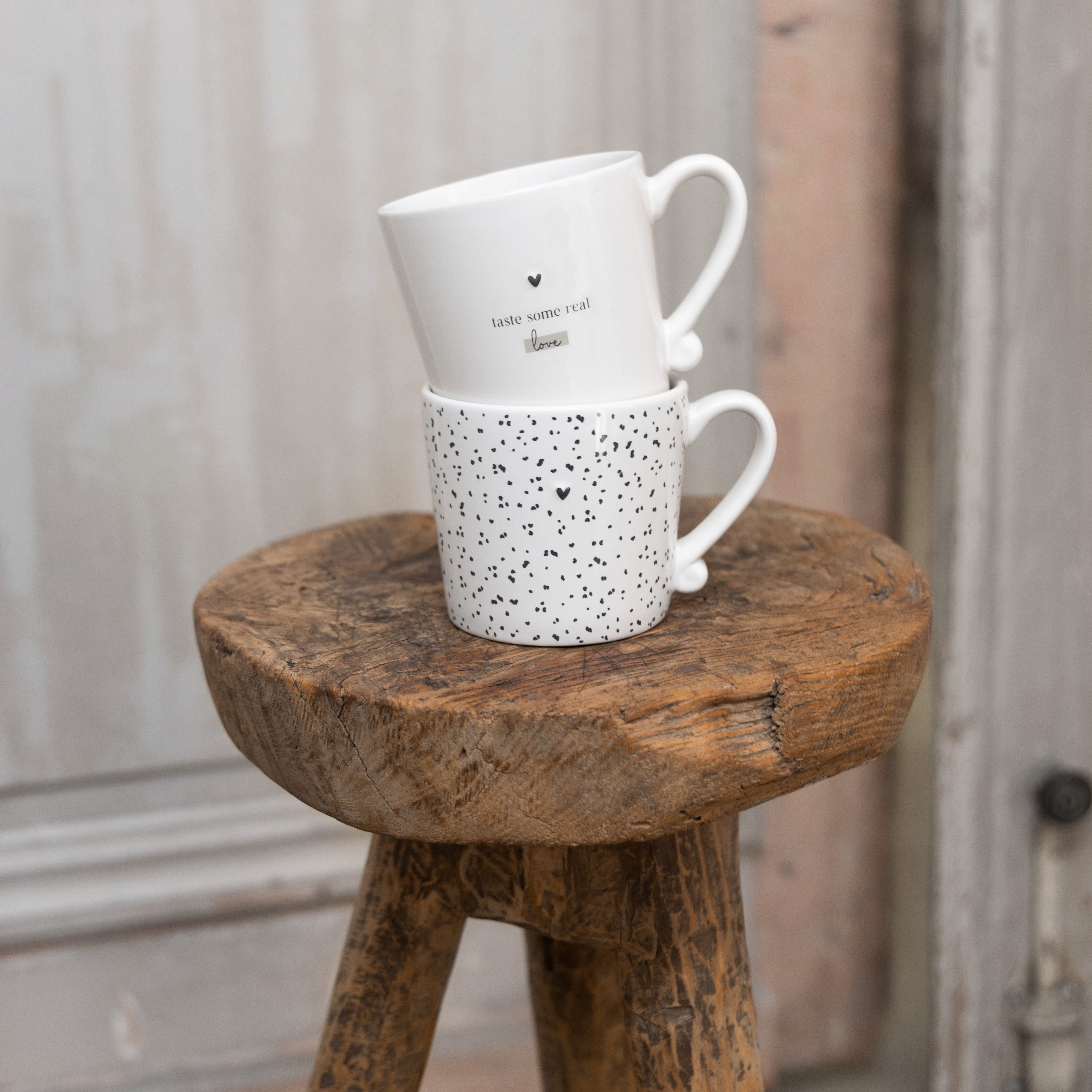 Tasse "Taste some real love" schwarz - Bastion Collections