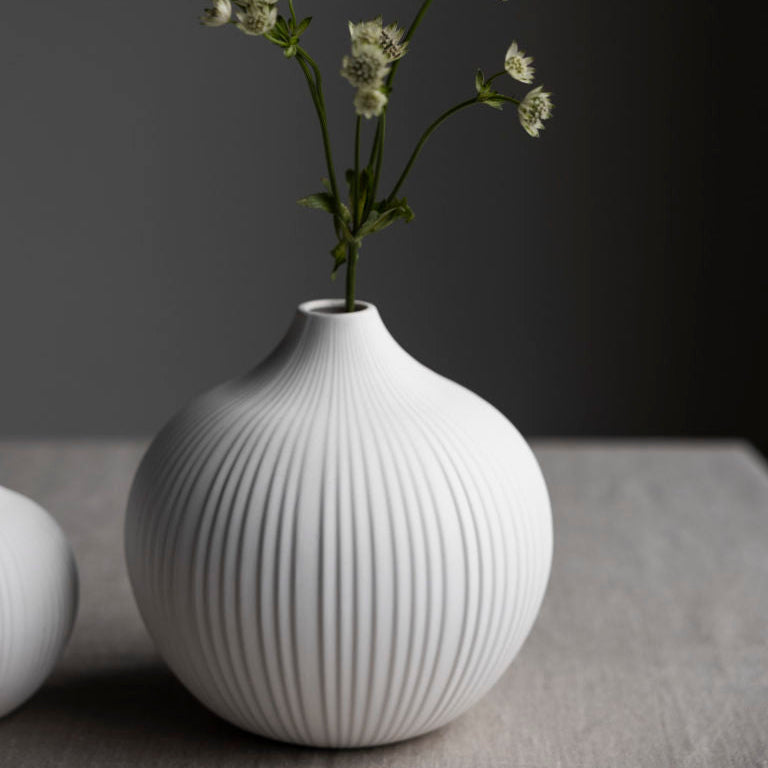 Vase "Fröbacken" mittel weiss - Storefactory
