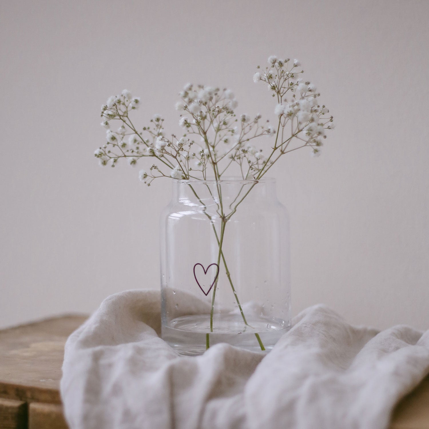 Vase aus Glas Herz gross schwarz - Eulenschnitt