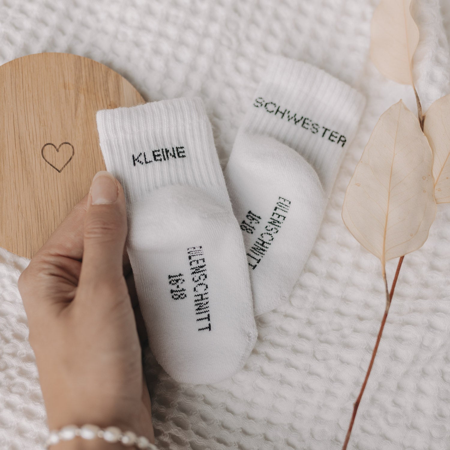 Babysocken "kleine Schwester" weiss 16–18 - Eulenschnitt