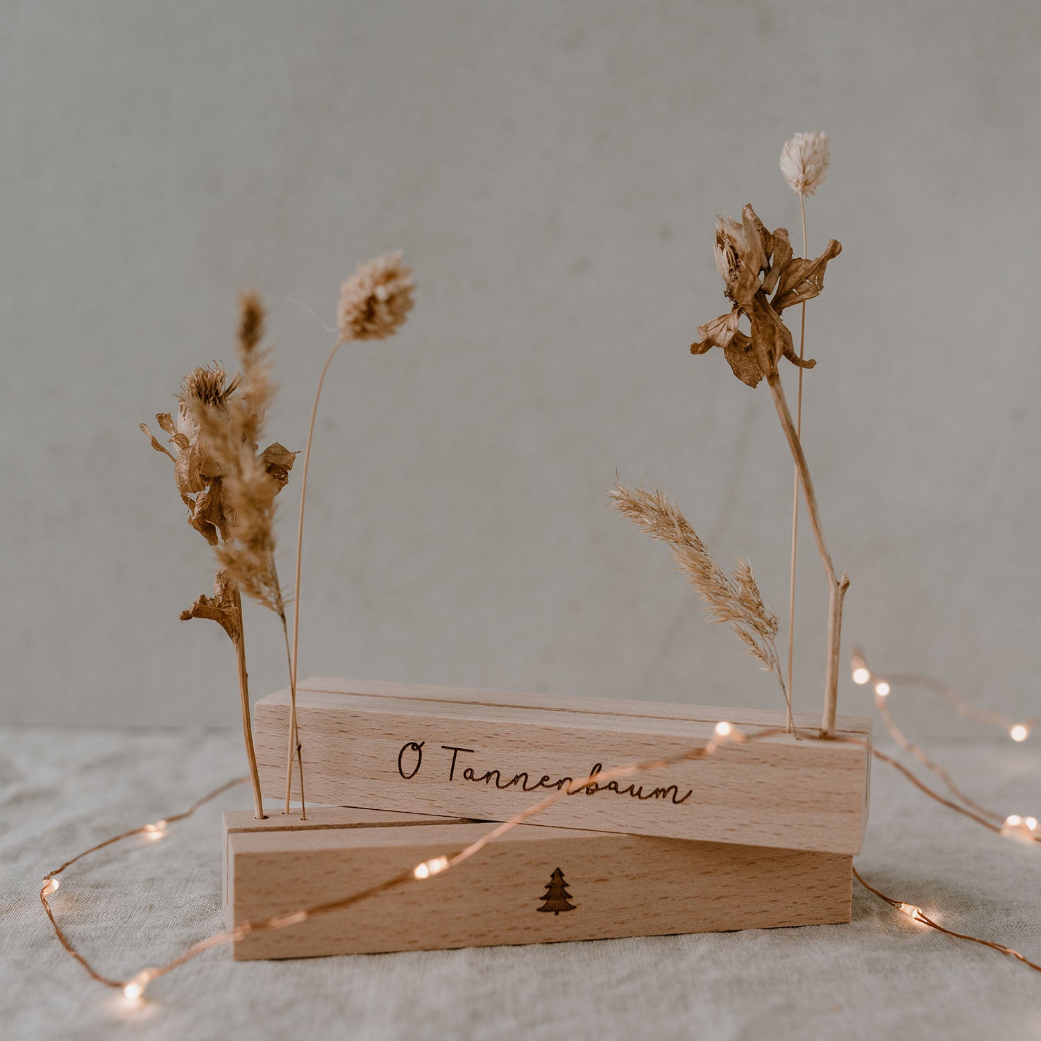 Blumen– & Kartenständer Tannenbaum 2er Set - Eulenschnitt