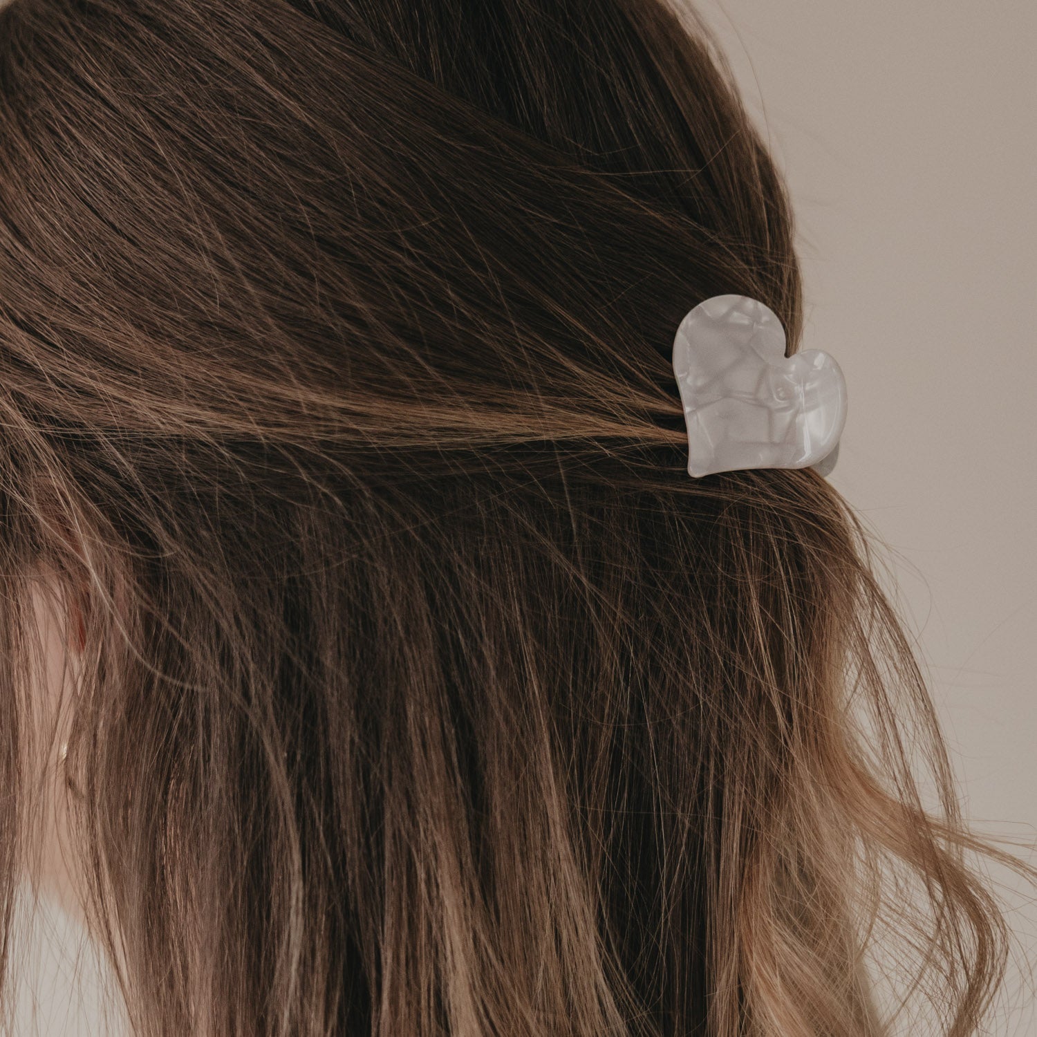 Hair clip heart-shaped large Pearl - Eulenschnitt