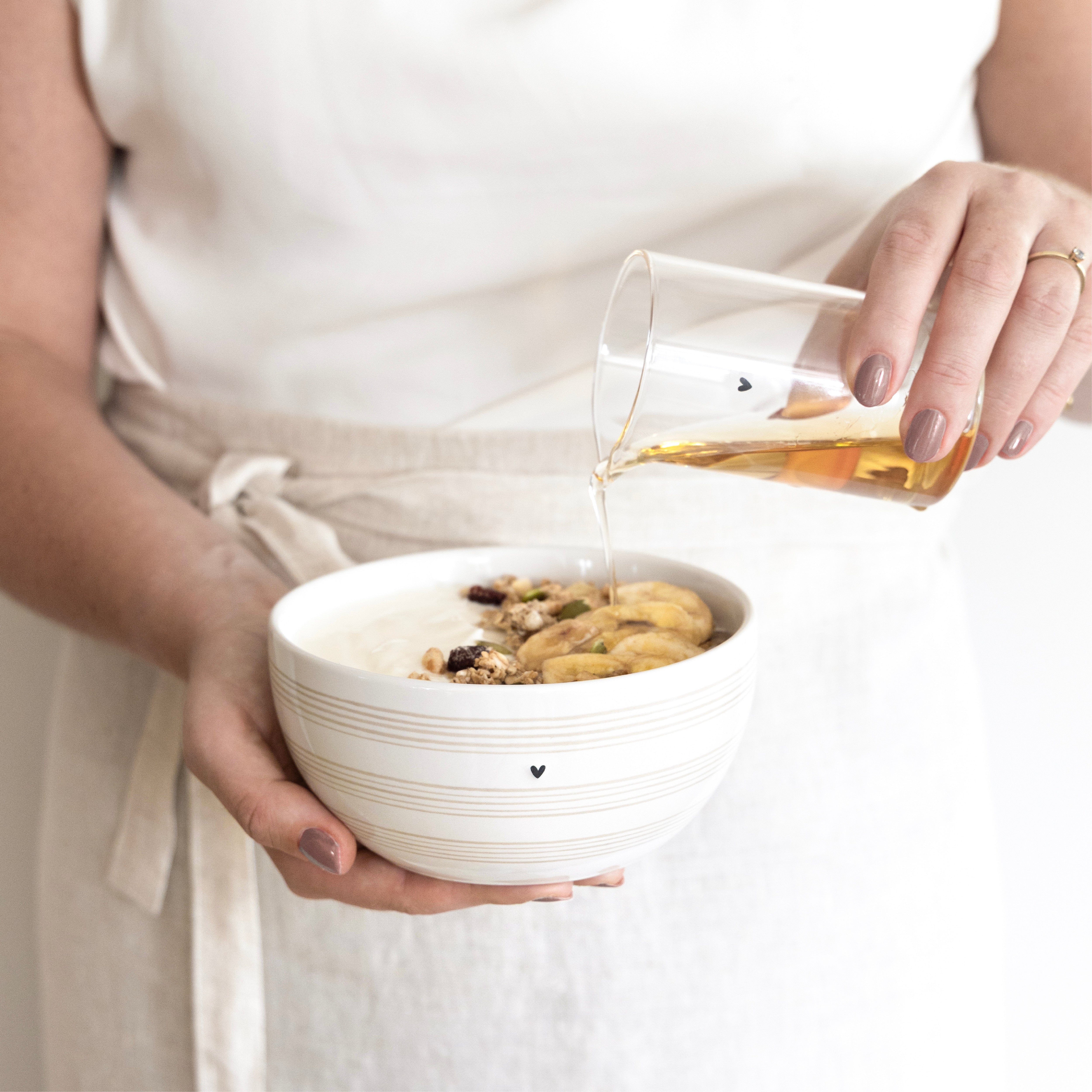 Cereal bowl "small stripes" beige - Bastion Collections