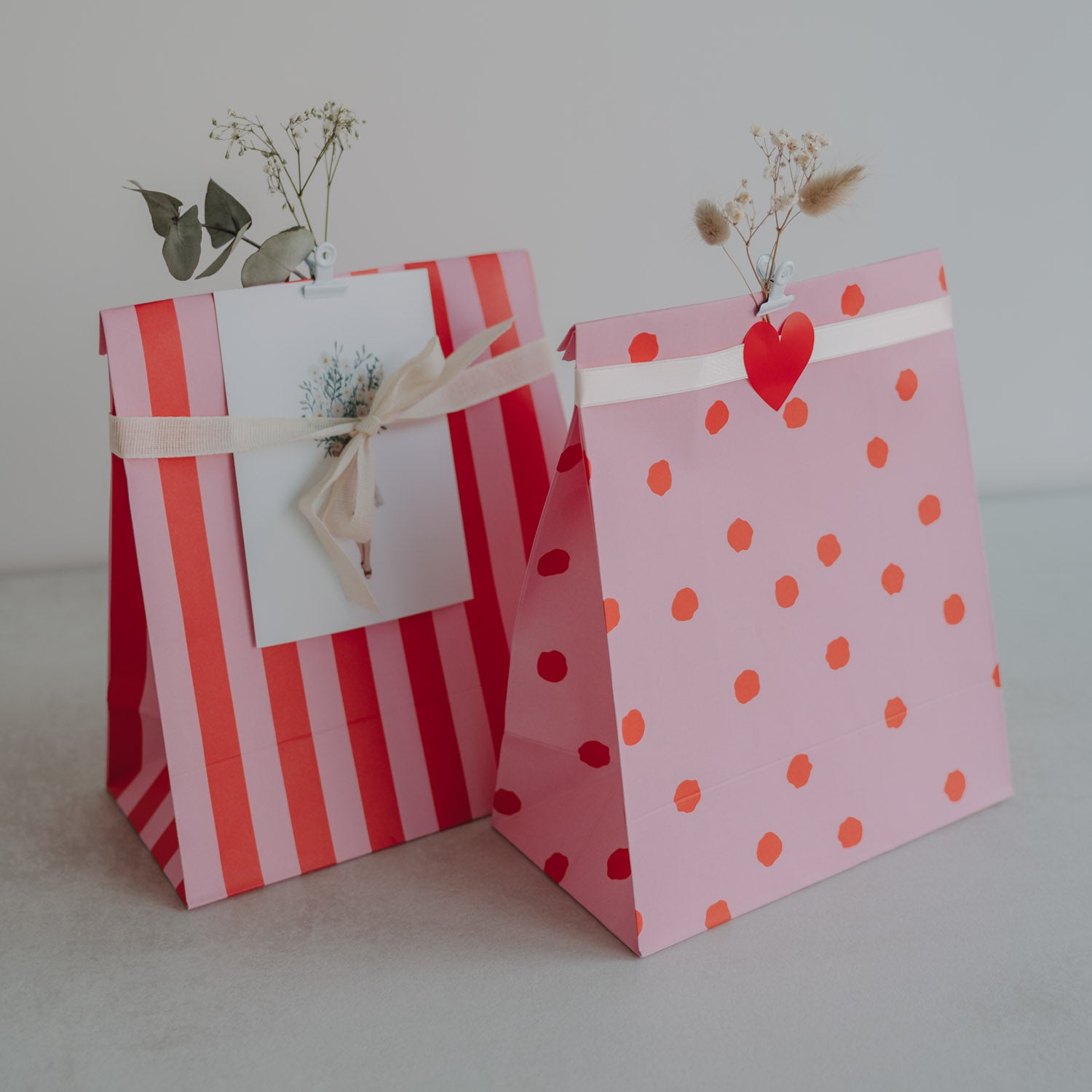 Papiertüten Streifen & Punkte rosa mittel 6er Set - Eulenschnitt