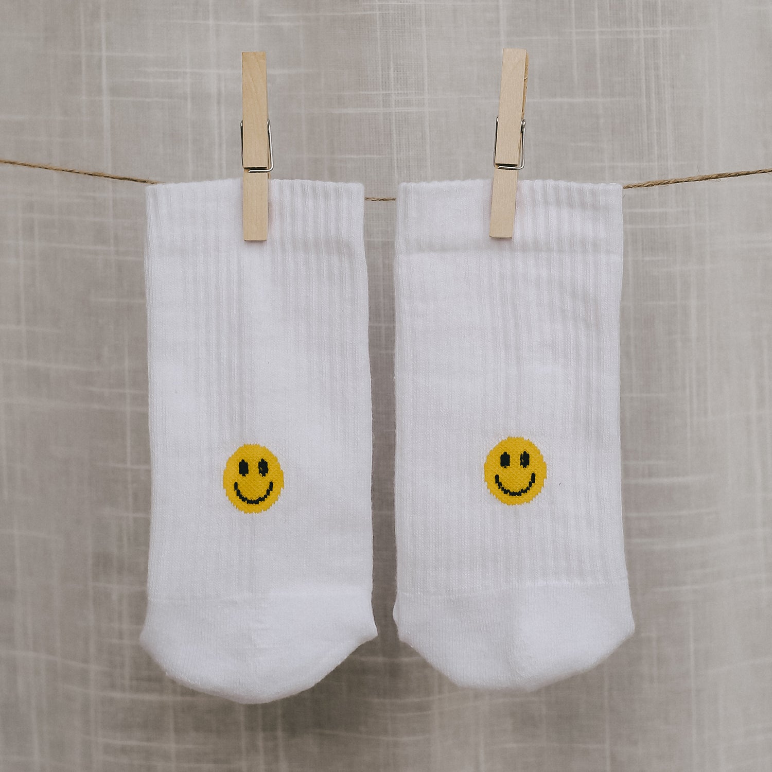 Socken gelbes Smiley weiss 39-42 - Eulenschnitt