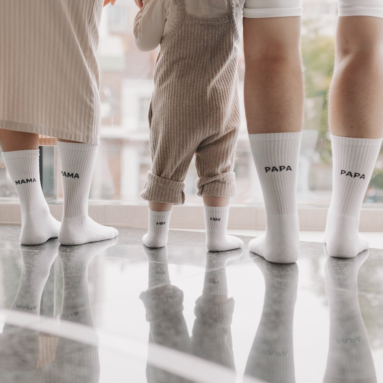 Socken "Mama" weiss 43–46 - Eulenschnitt