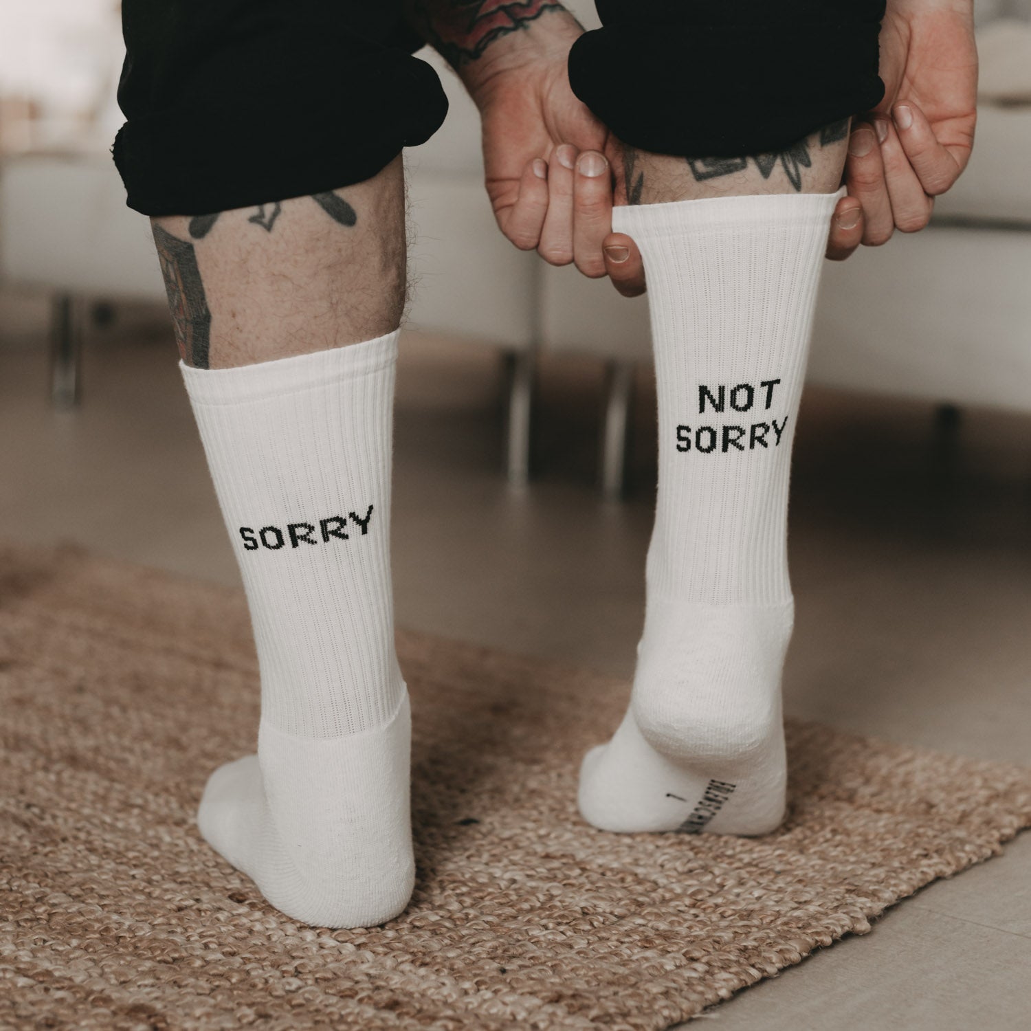 Socken "Sorry not sorry" weiss 43–46 - Eulenschnitt