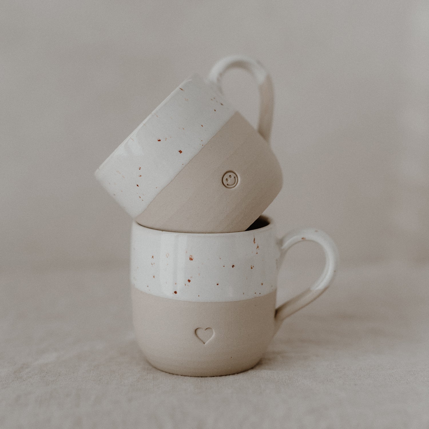 Kleine Steingut Cappuccinotasse Herz – handgemacht - Eulenschnitt