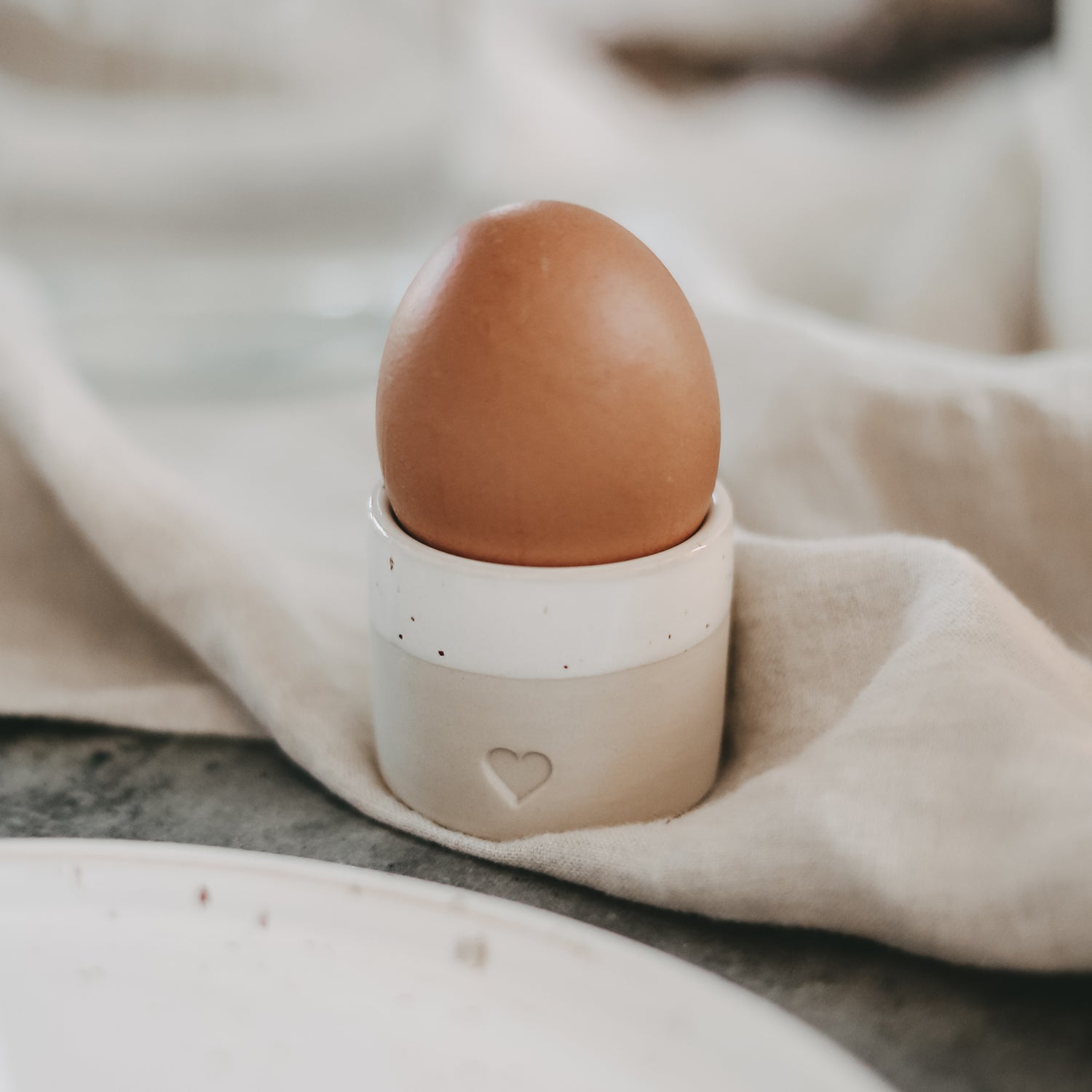 Steingut Eierbecher Herz - Eulenschnitt