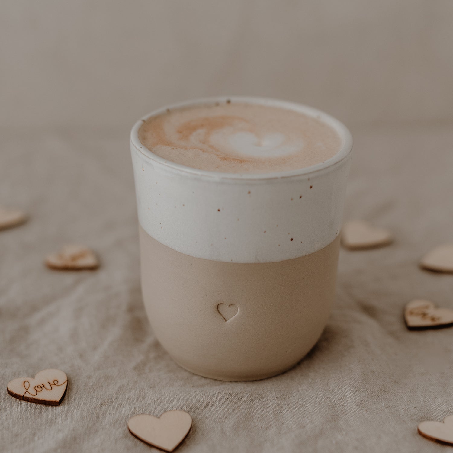 Stoneware mug heart - handmade - Eulenschnitt