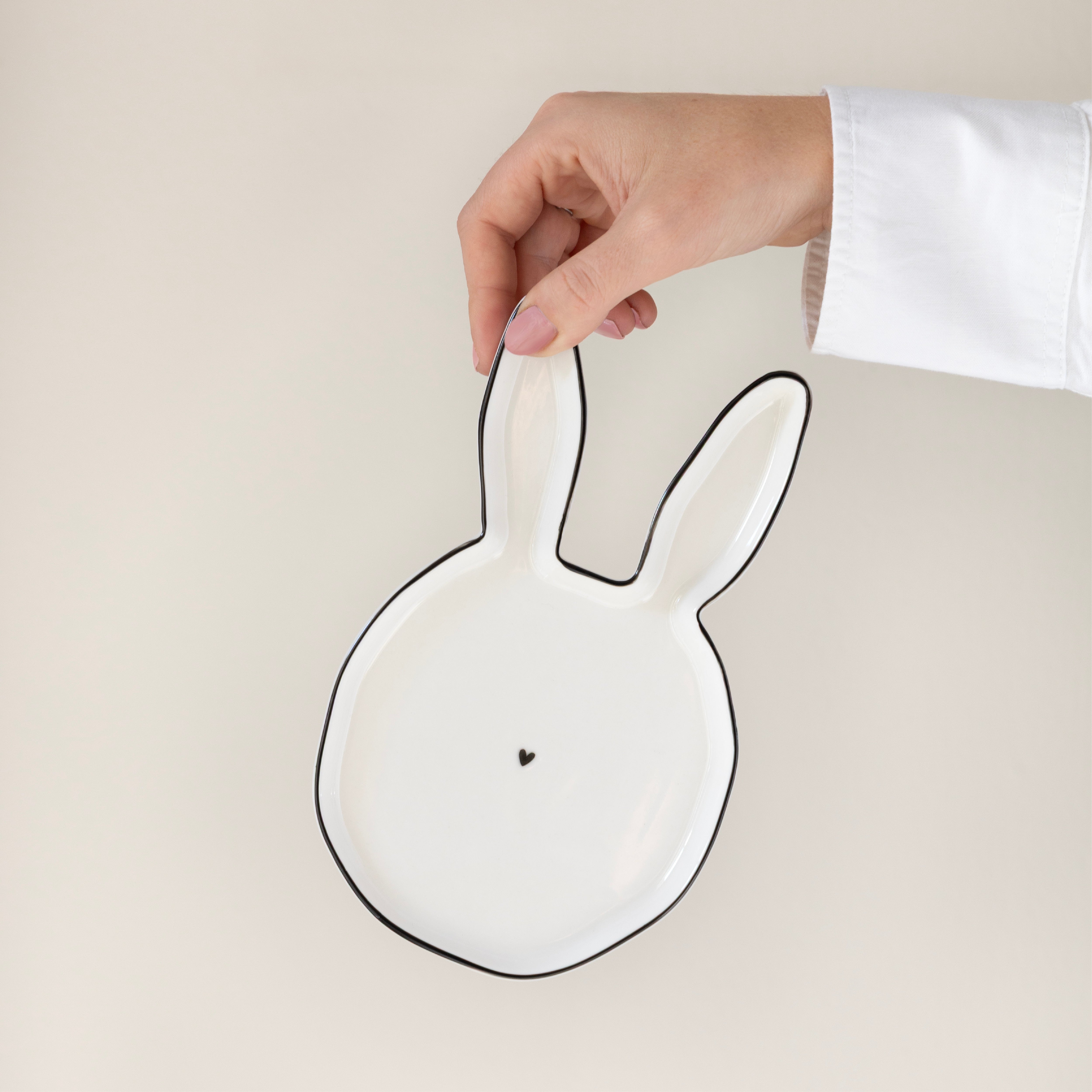 Teller "bunny ears" schwarz - Bastion Collections