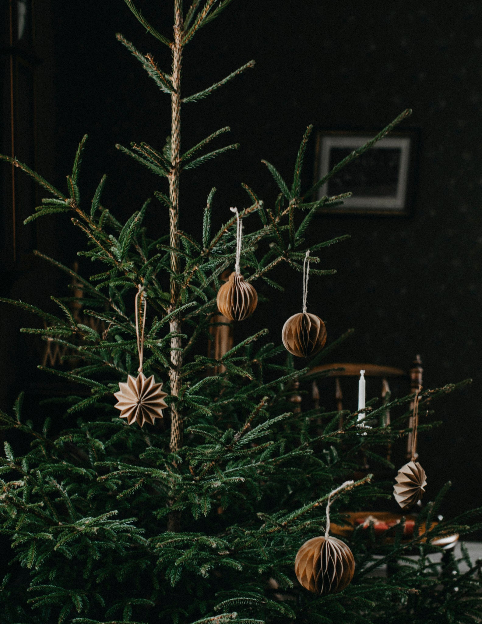 Palla di Natale in carta "Bolmsö" grande marrone – Storefactory