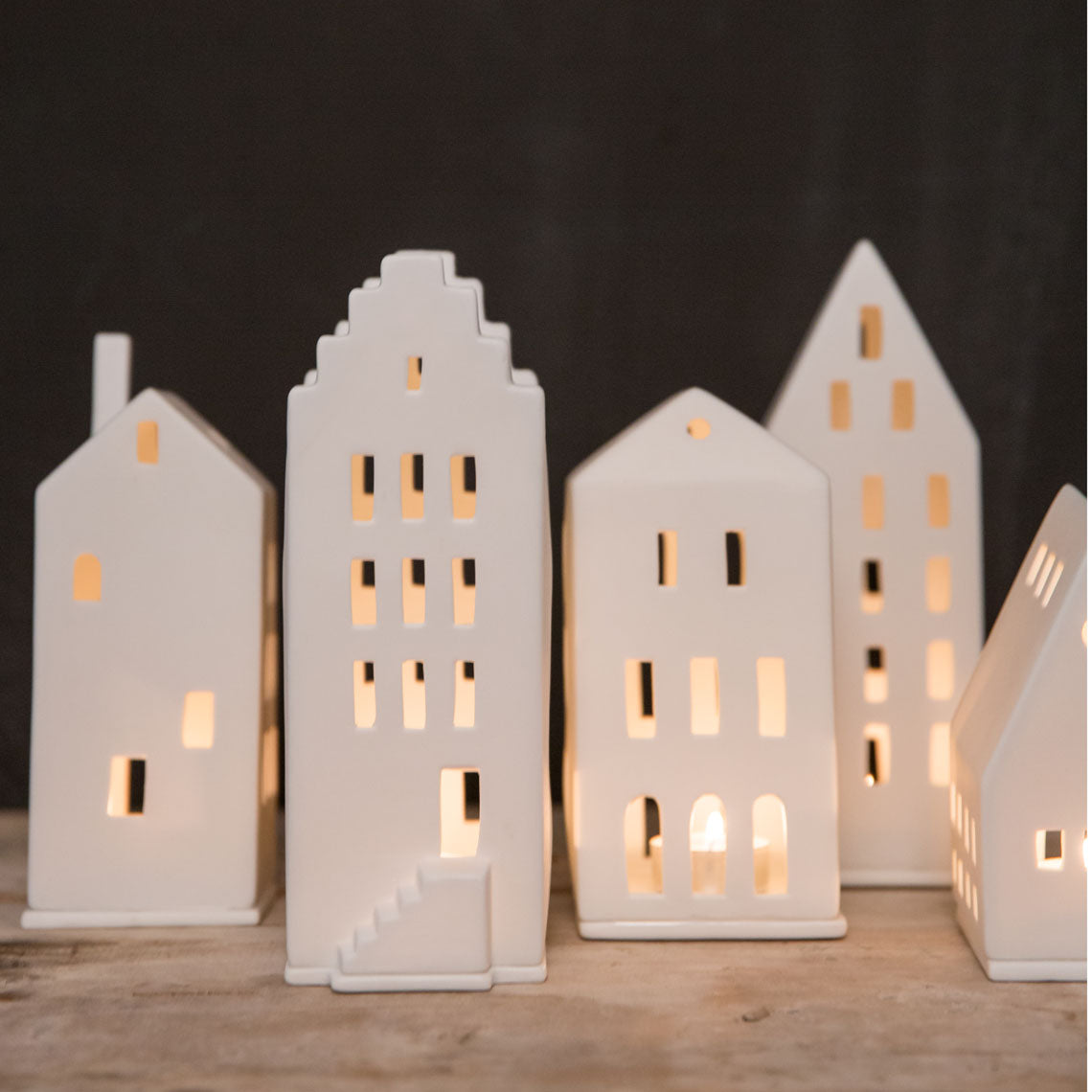 Lighted house tower - handmade - Räder