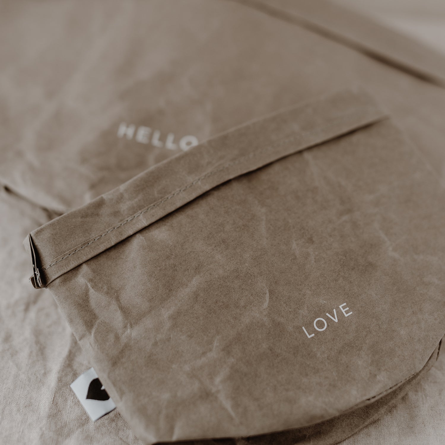 Paperbag "Hello & Love" 2er Set grau - Eulenschnitt