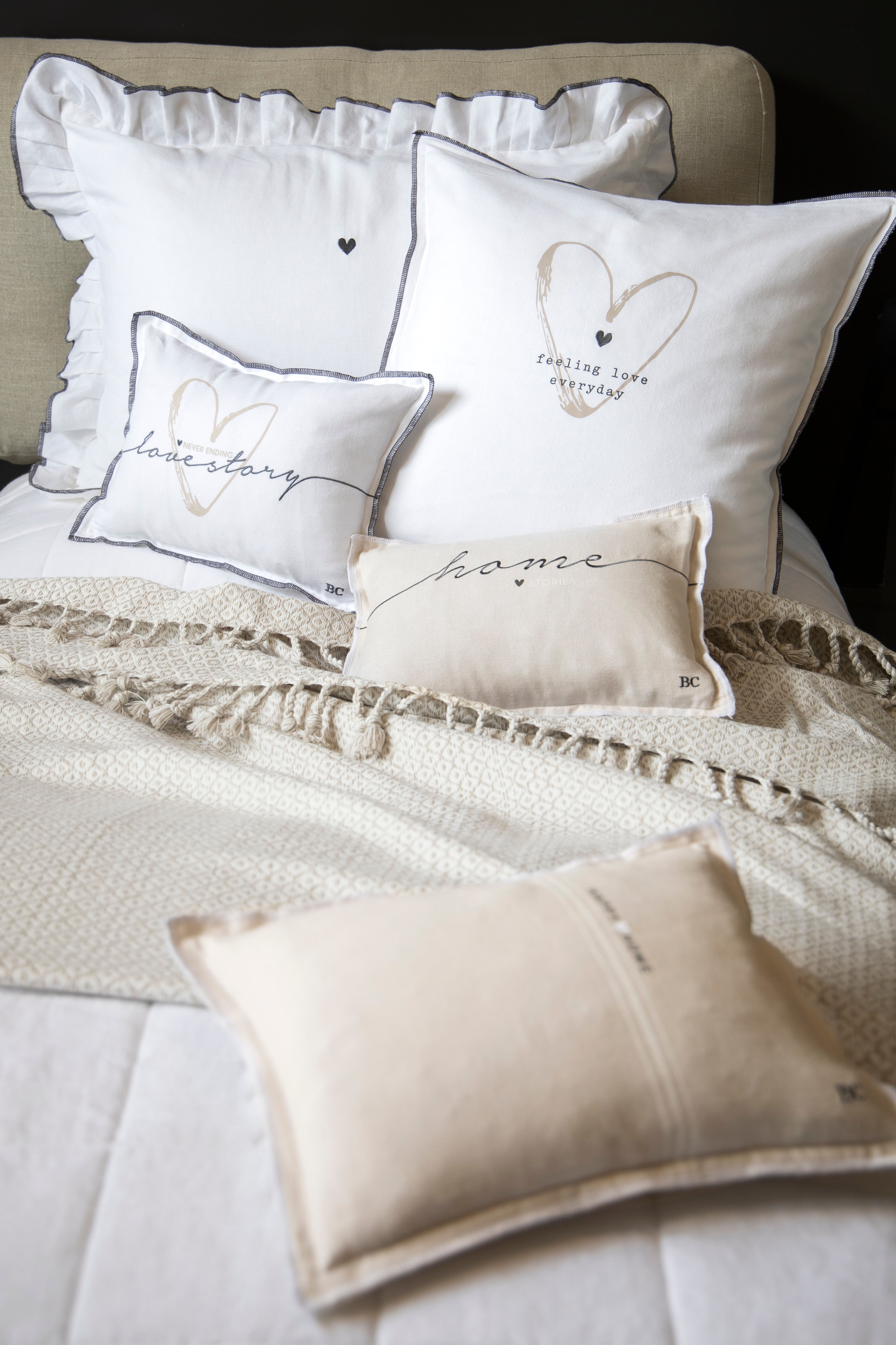 Plaid/Decke 140x180cm weiss/beige - Bastion Collections