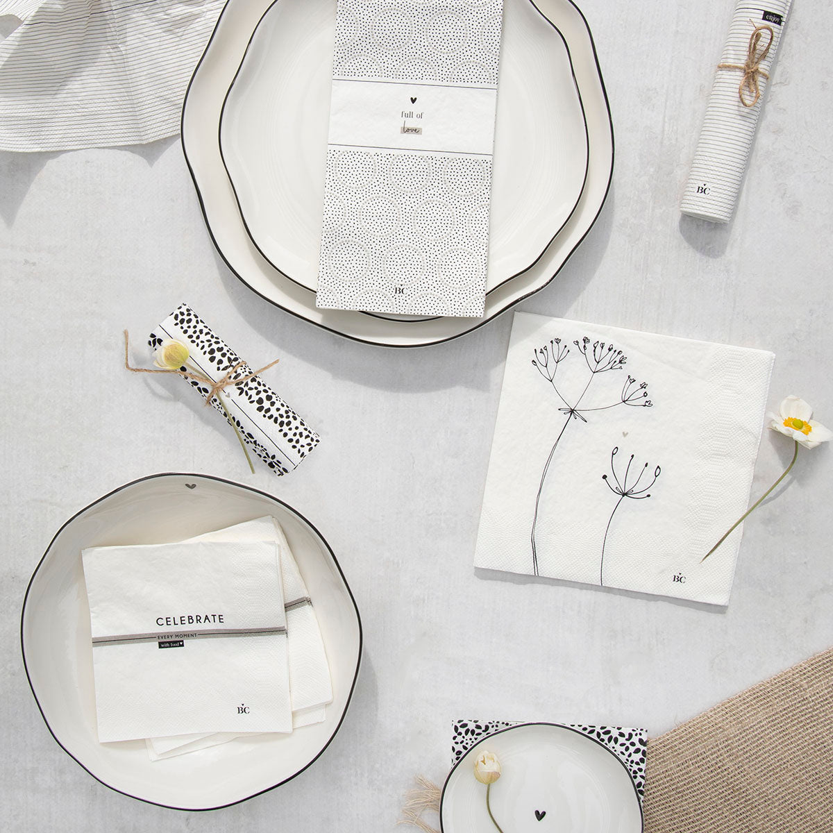Serviette "Celebrate every moment with food" Cocktail - Bastion Collections
