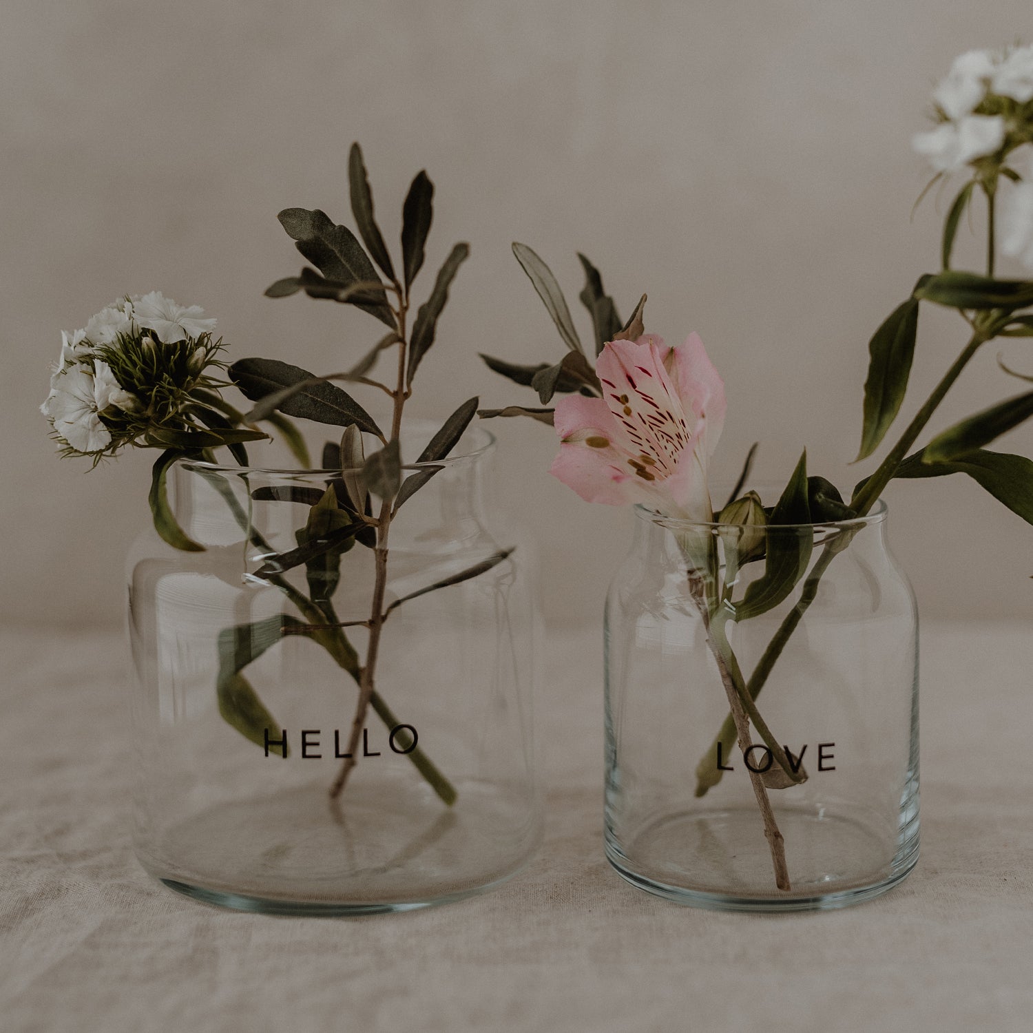 Vase en verre "Hello" moyen noir - Eulenschnitt