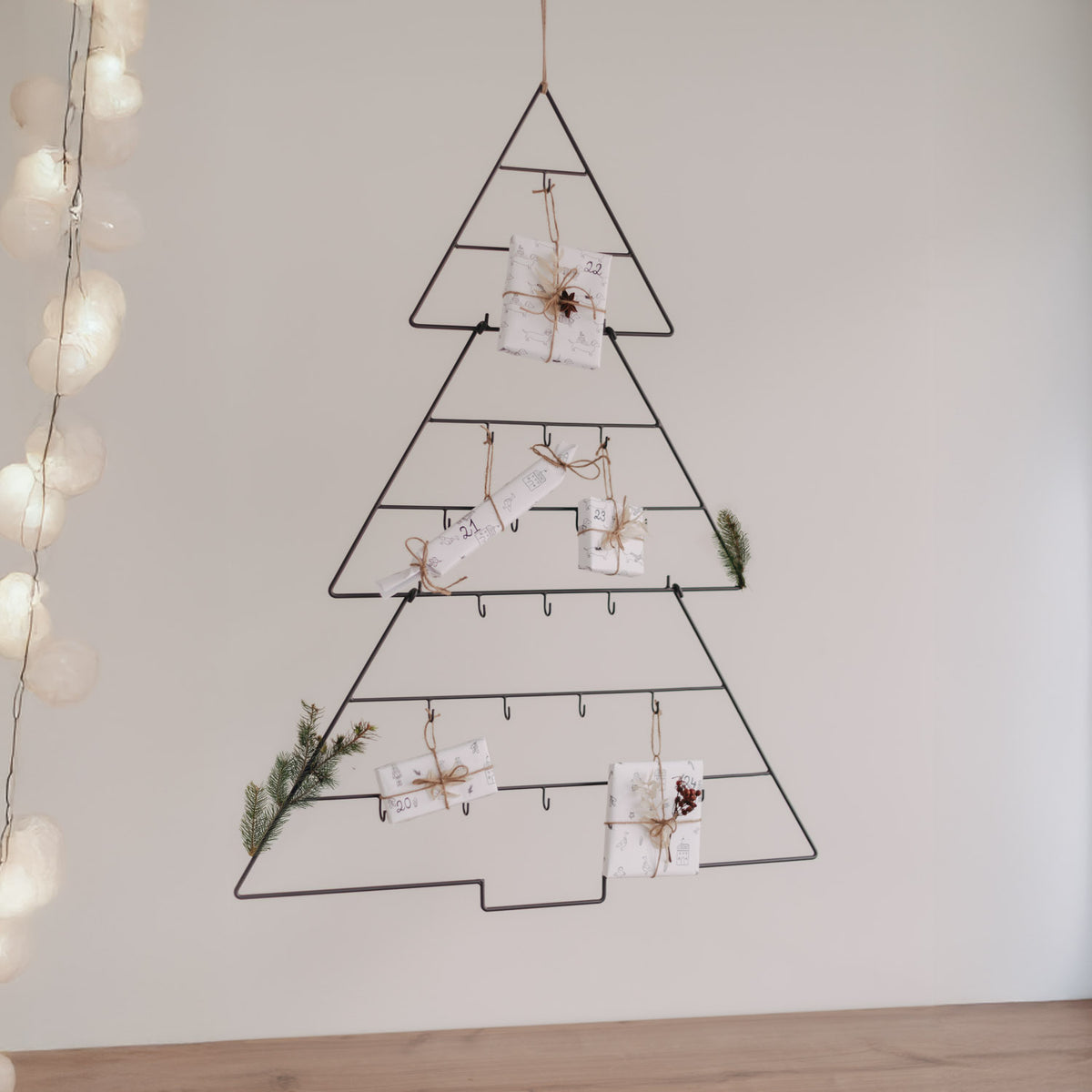 Calendrier de l'Avent Sapin grand noir - Eulenschnitt