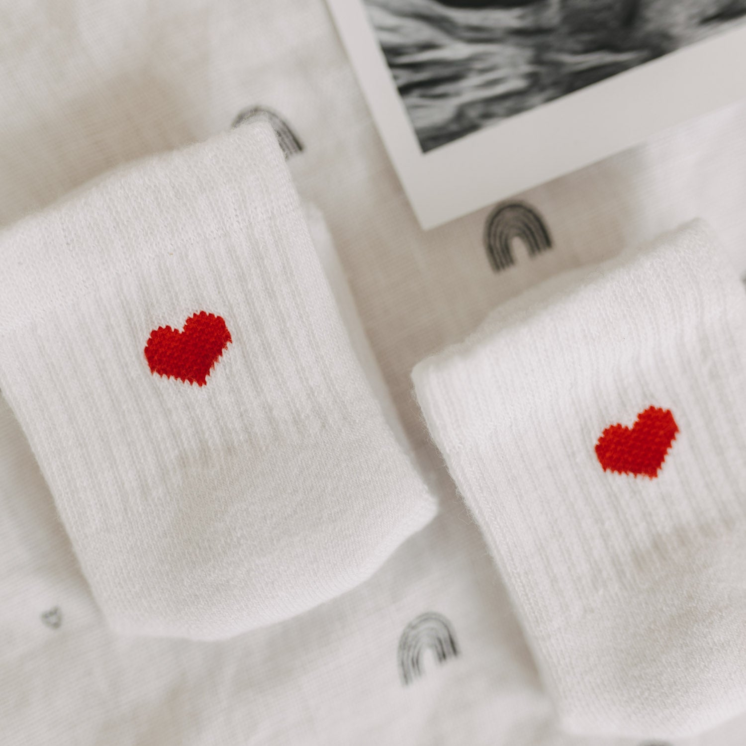Babysocken rotes Herz weiss 16–18 - Eulenschnitt