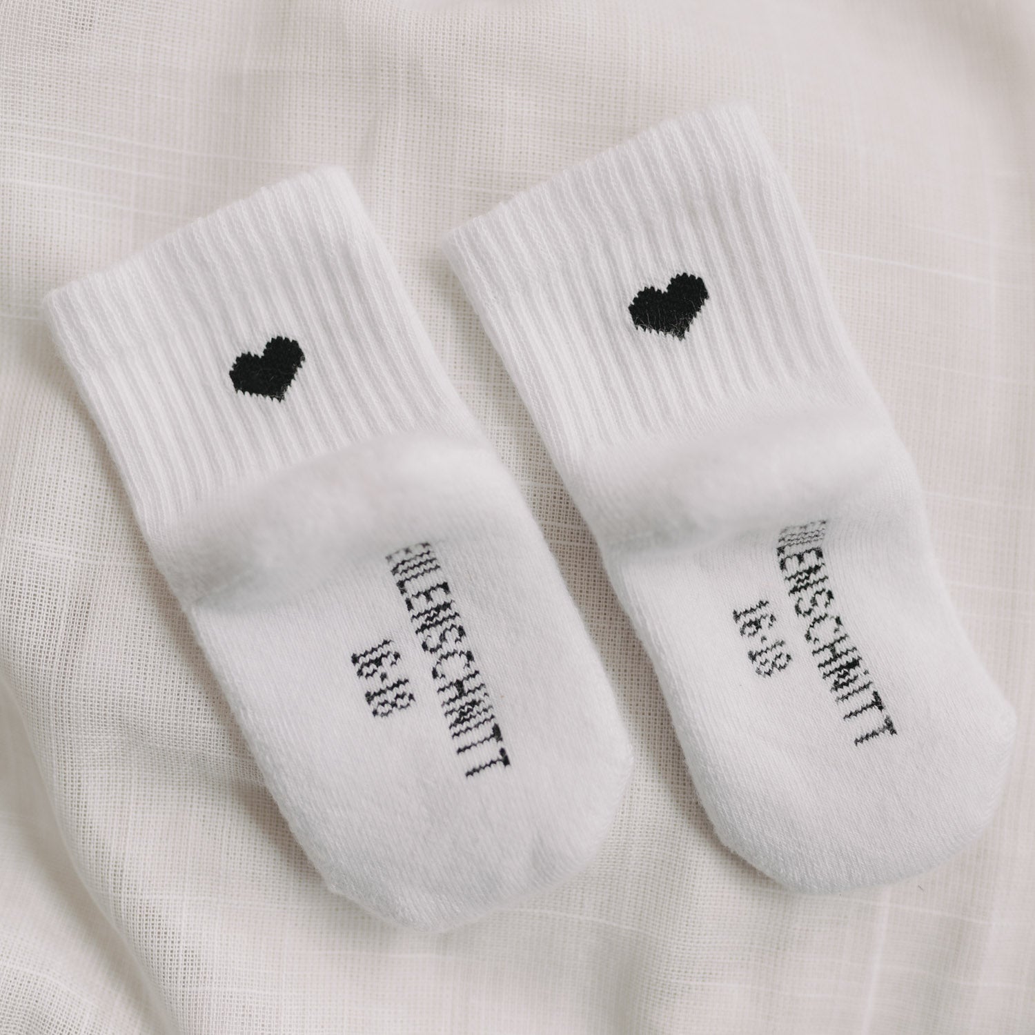 Chaussettes bébé coeur noir blanc 16-18 - Eulenschnitt