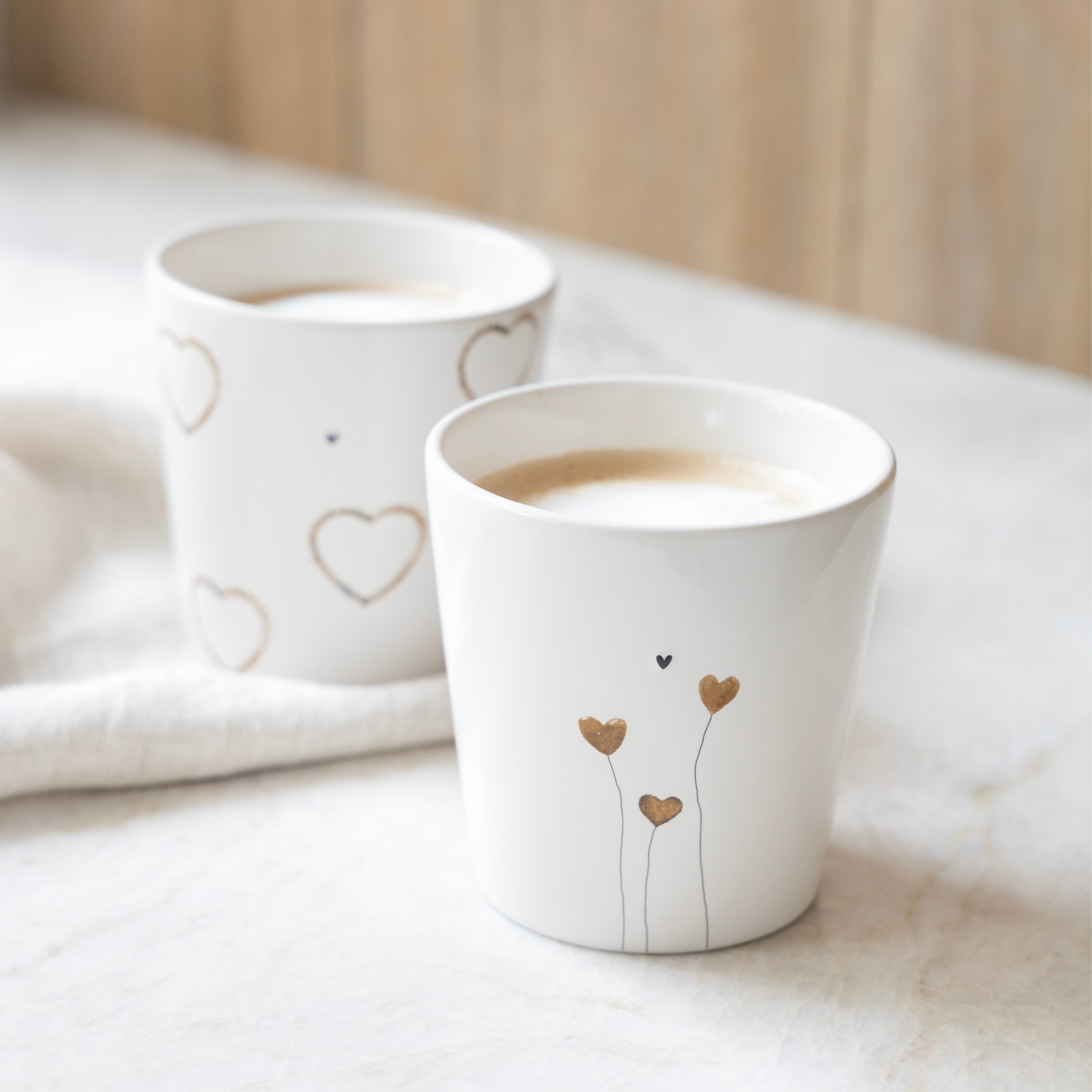 Becher "hearts" braun - Bastion Collections
