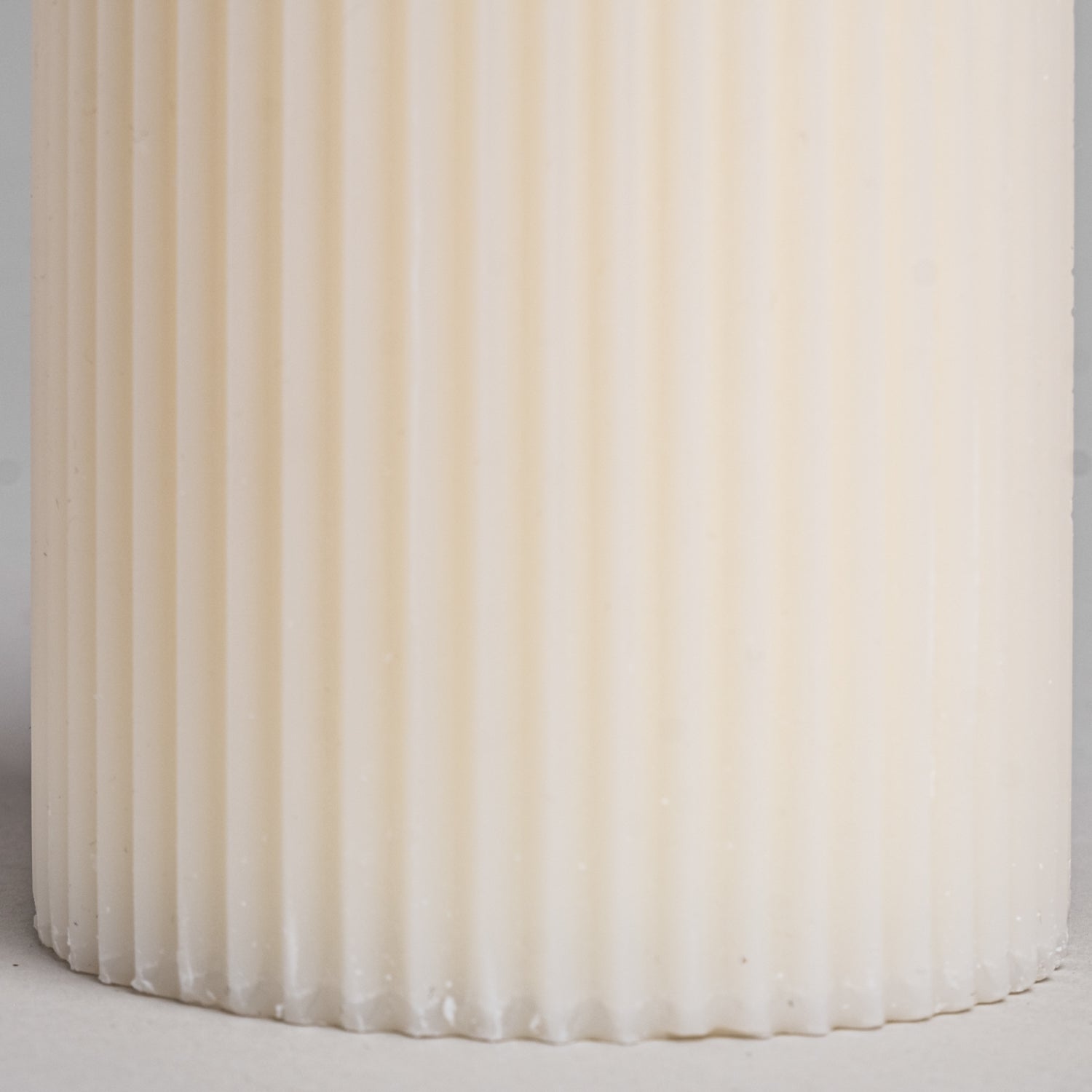 Blockkerze Rillen 10x7cm weiss - Eulenschnitt