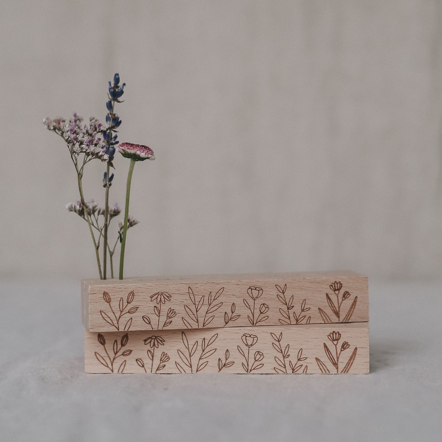 Blumen– & Kartenständer Blumenwiese 2er Set - Eulenschnitt