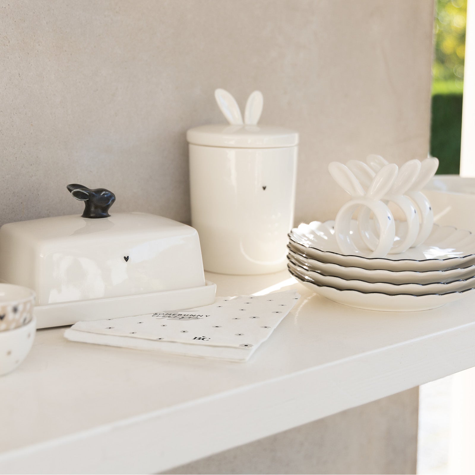 Beurrier Lapin noir - Bastion Collections