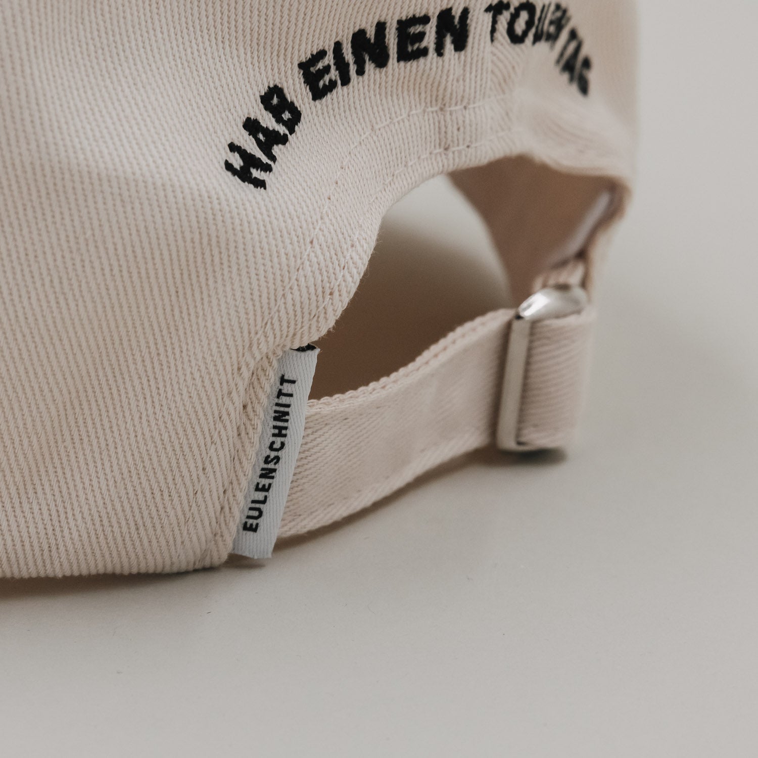 Casquette cœur beige - Eulenschnitt