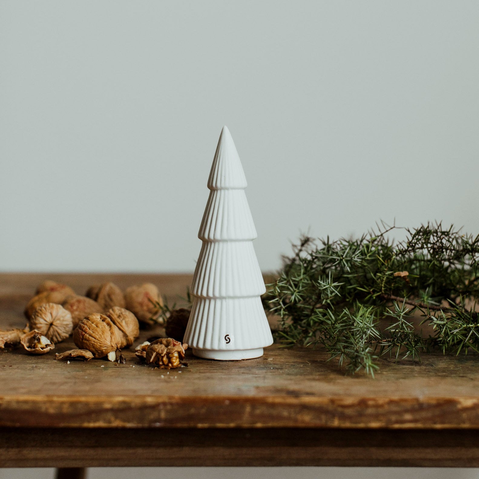 Deko Tanne "Gransund" klein weiss – Storefactory
