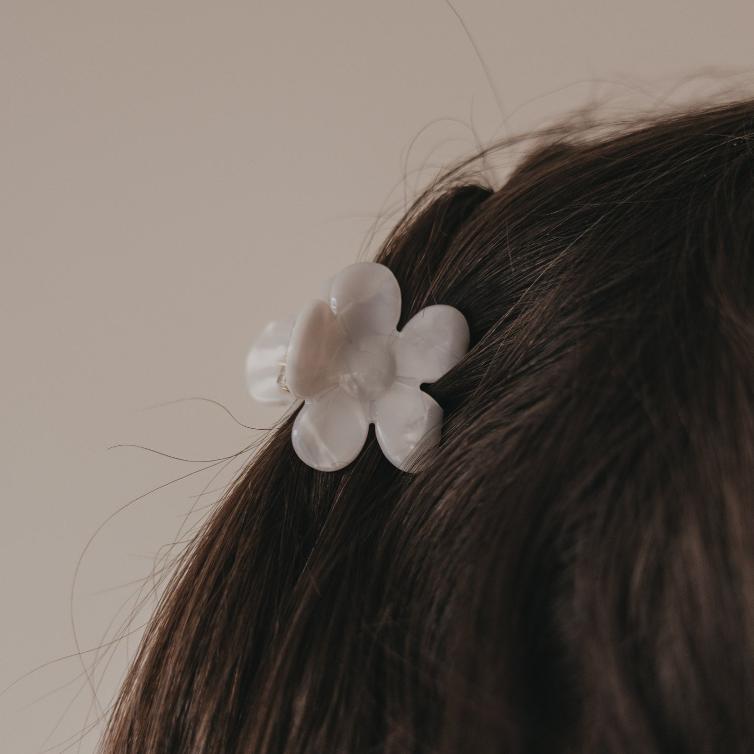 Barrette fleur perle - Eulenschnitt