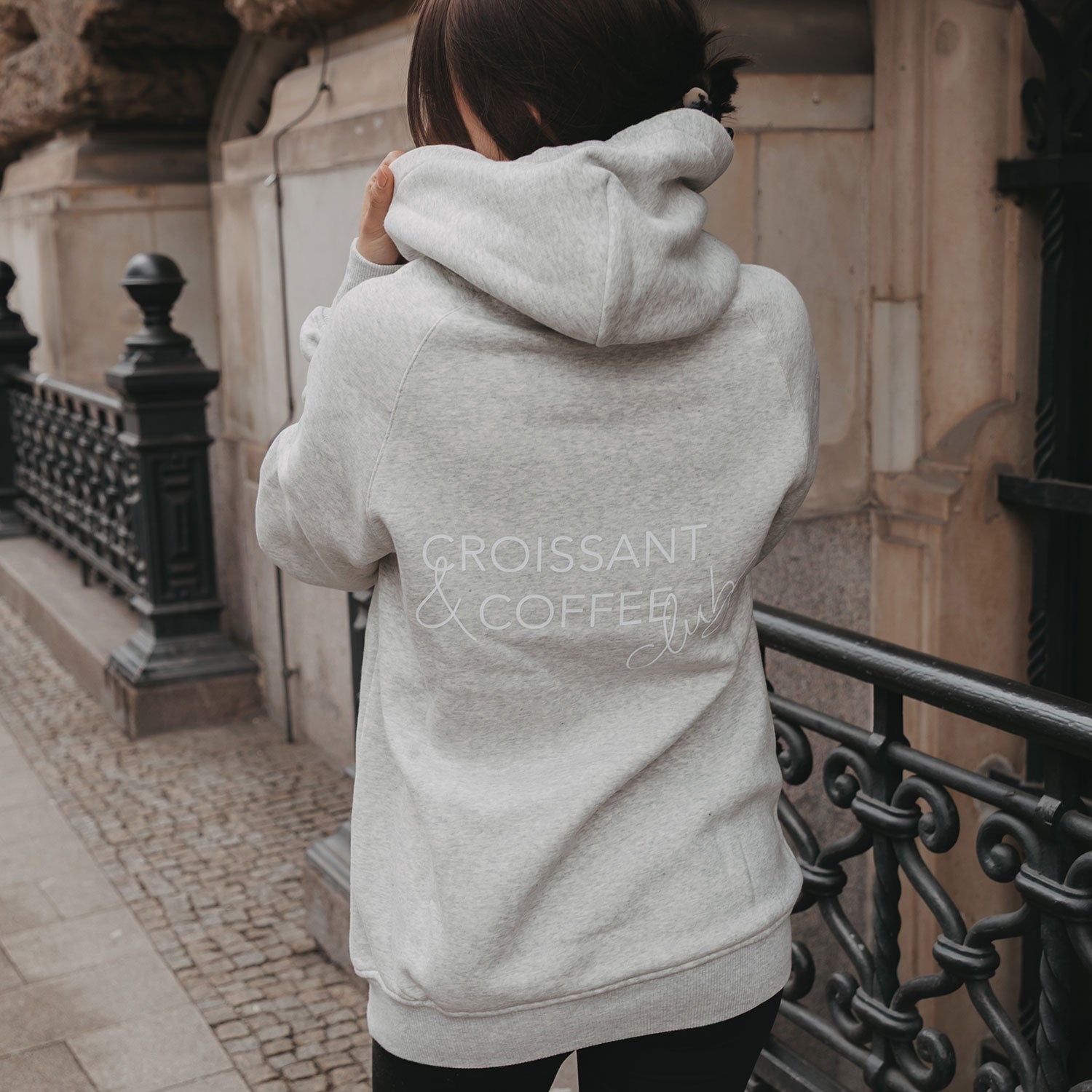 Hoodie "Croissant & Coffee Club" M – Limited Edition - Eulenschnitt