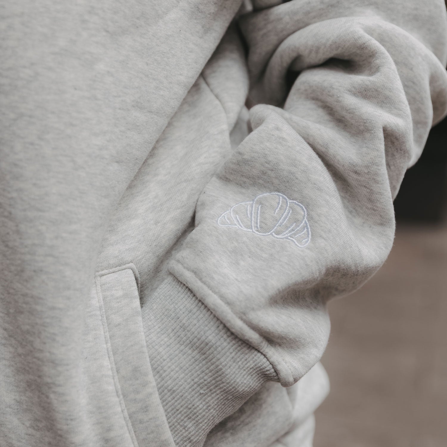 Hoodie "Croissant & Coffee Club" S – Limited Edition - Eulenschnitt