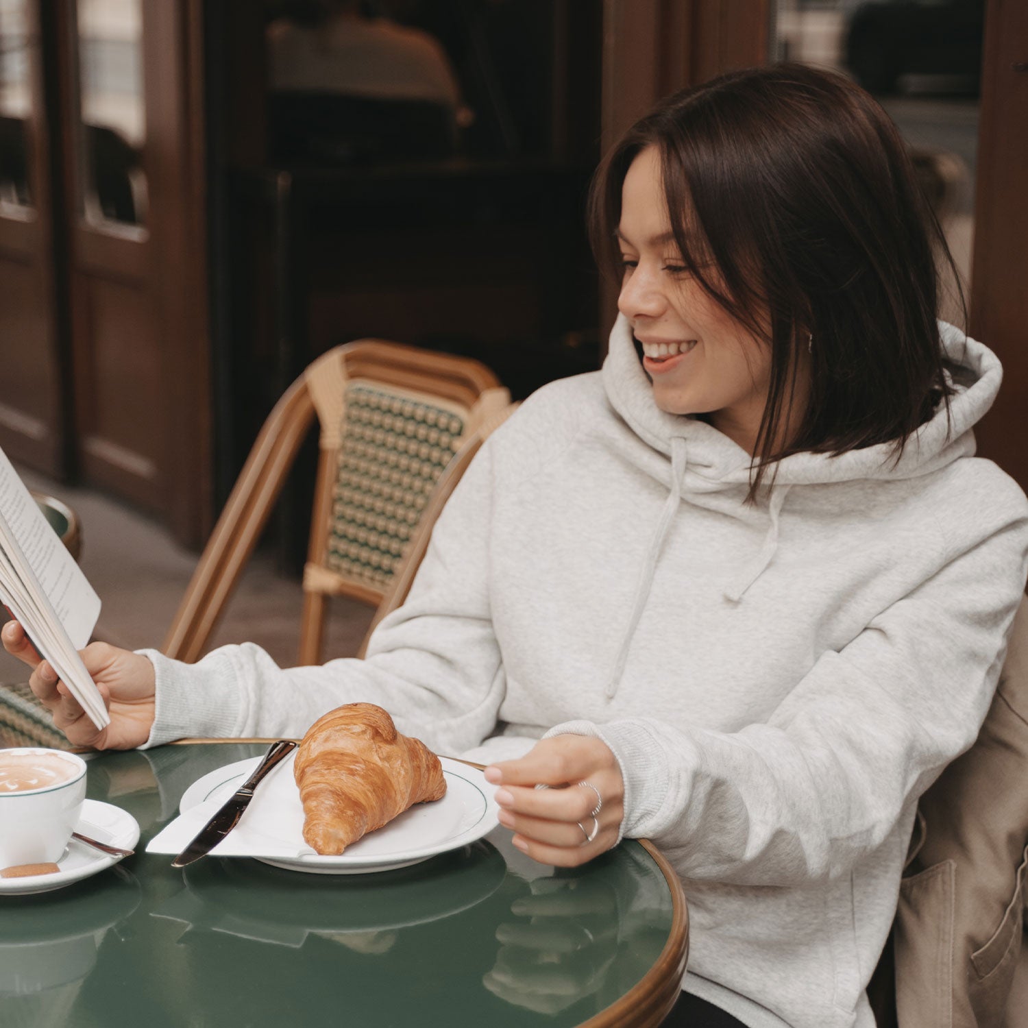 Hoodie "Croissant & Coffee Club" S – Limited Edition - Eulenschnitt