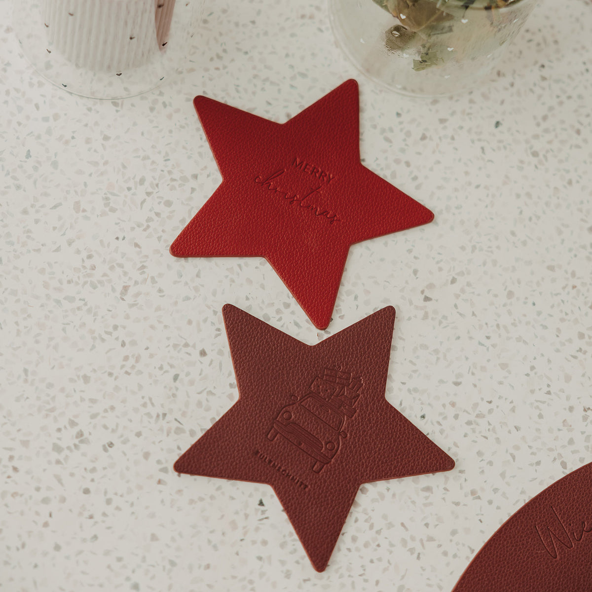 Sottobicchieri a forma di stella "Merry Christmas" set da 2 rosso - Eulenschnitt (Immagine 4)
