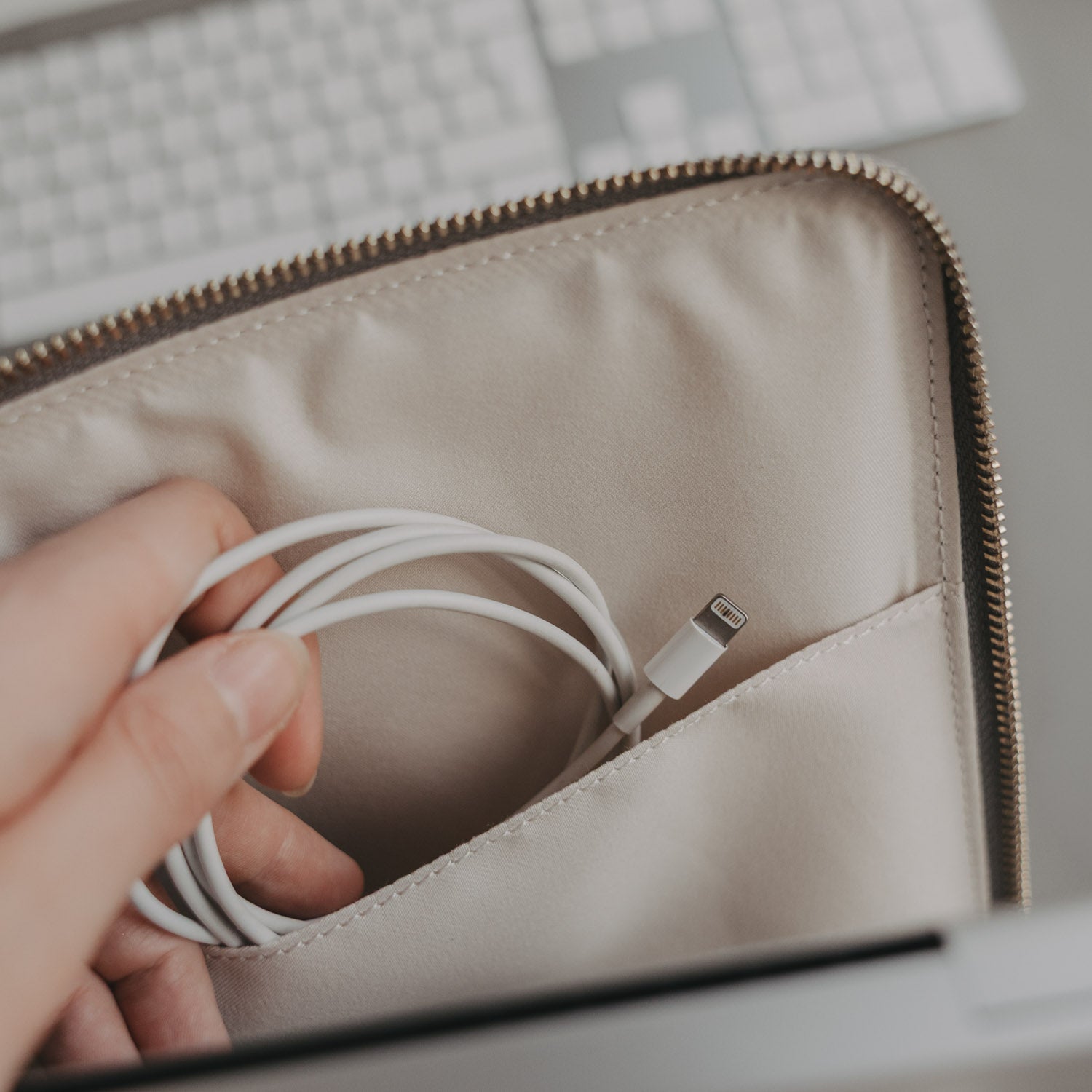 Laptoptasche Herz grau - Eulenschnitt