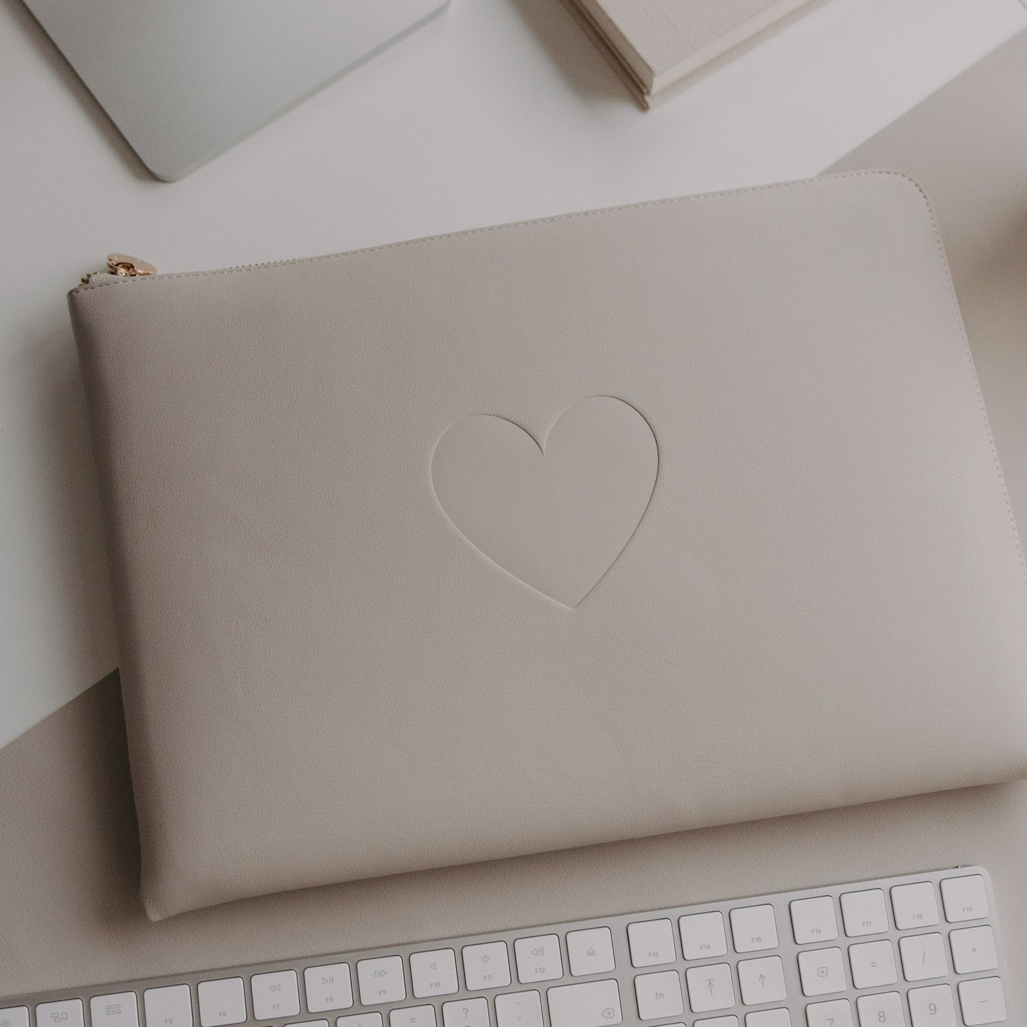 Laptoptasche Herz taupe - Eulenschnitt