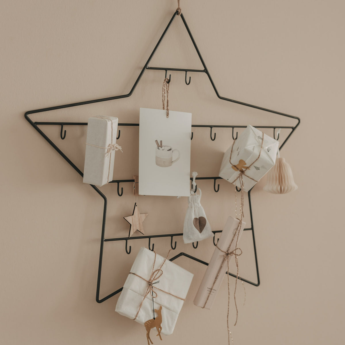 Calendario dell'Avvento Stella piccola nera - Eulenschnitt