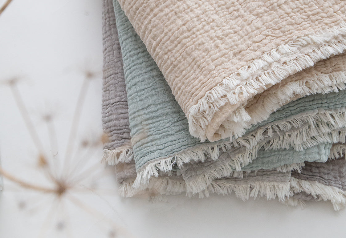 Musselin Decke Emil beige 140x200cm - Farbliebe