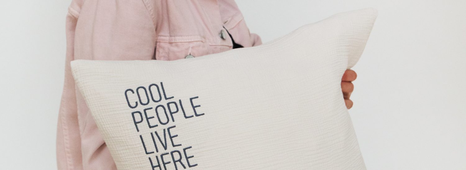 Musselin Zierkissen Hilla "Cool People" beige 40x40cm - Farbliebe