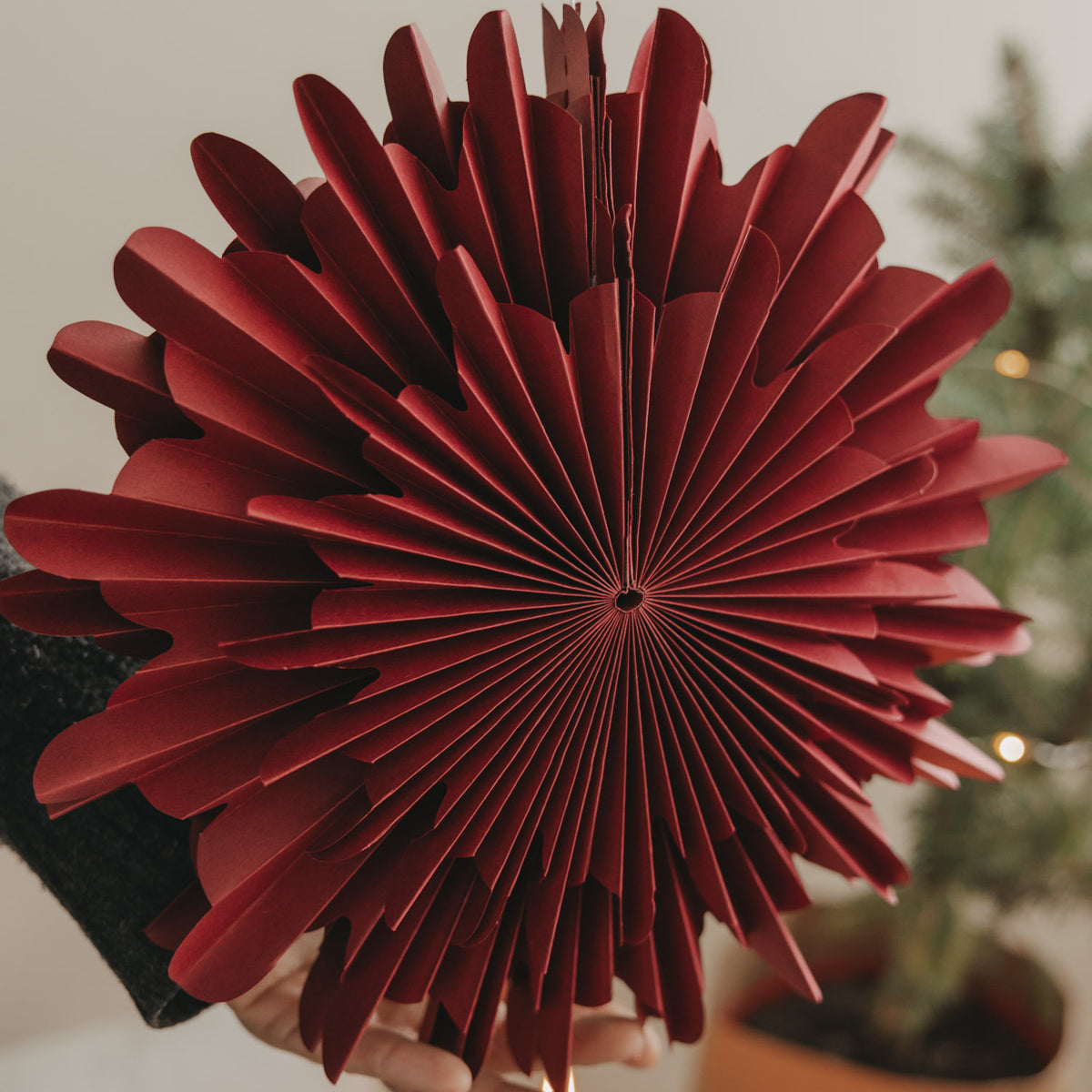 Snowflake dark red 45cm - Eulenschnitt (Image 2)