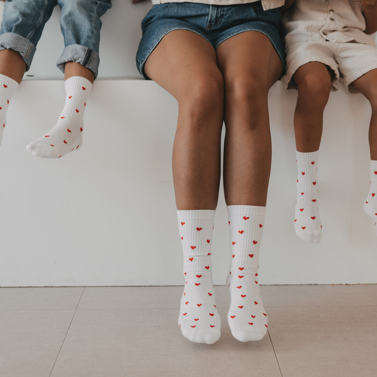 Kids socks red hearts white 27-30 - Eulenschnitt (Image 8)