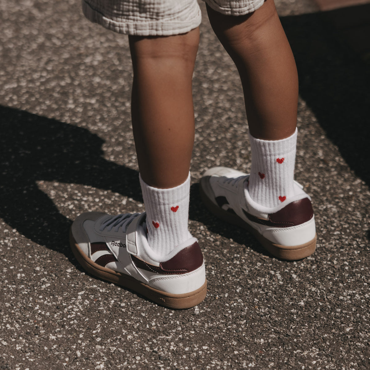 Kids socks red hearts white 23-26 - Eulenschnitt (Image 4)