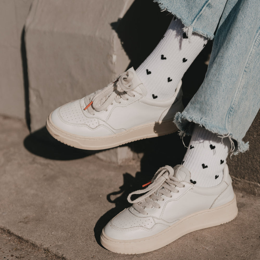 Socken Herzen schwarz 39-42 - Eulenschnitt