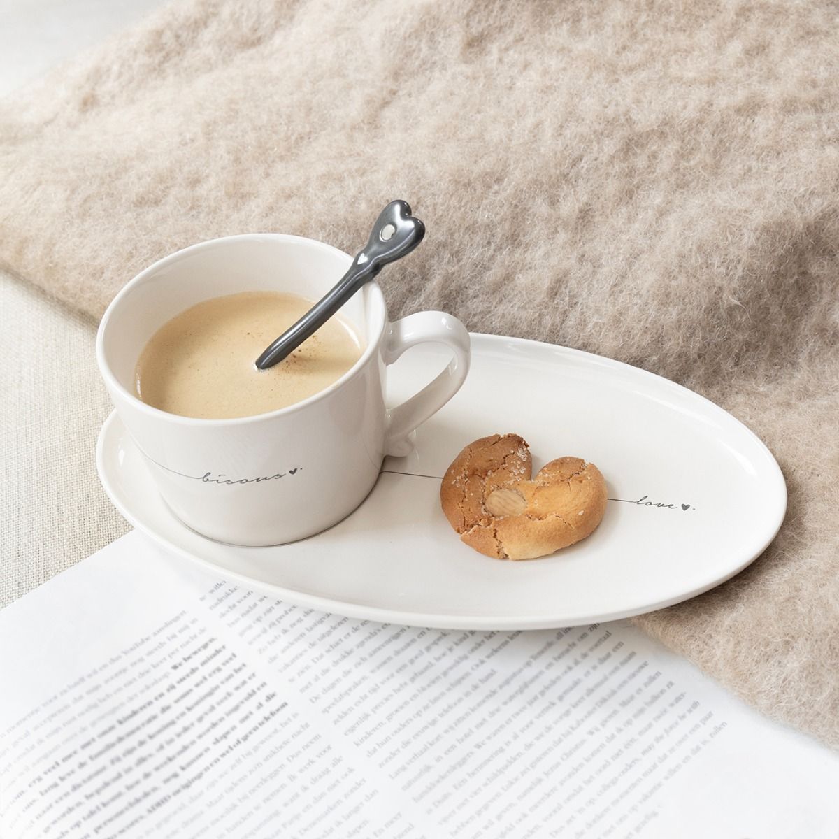 Cup "Bisous" big black - Bastion Collections