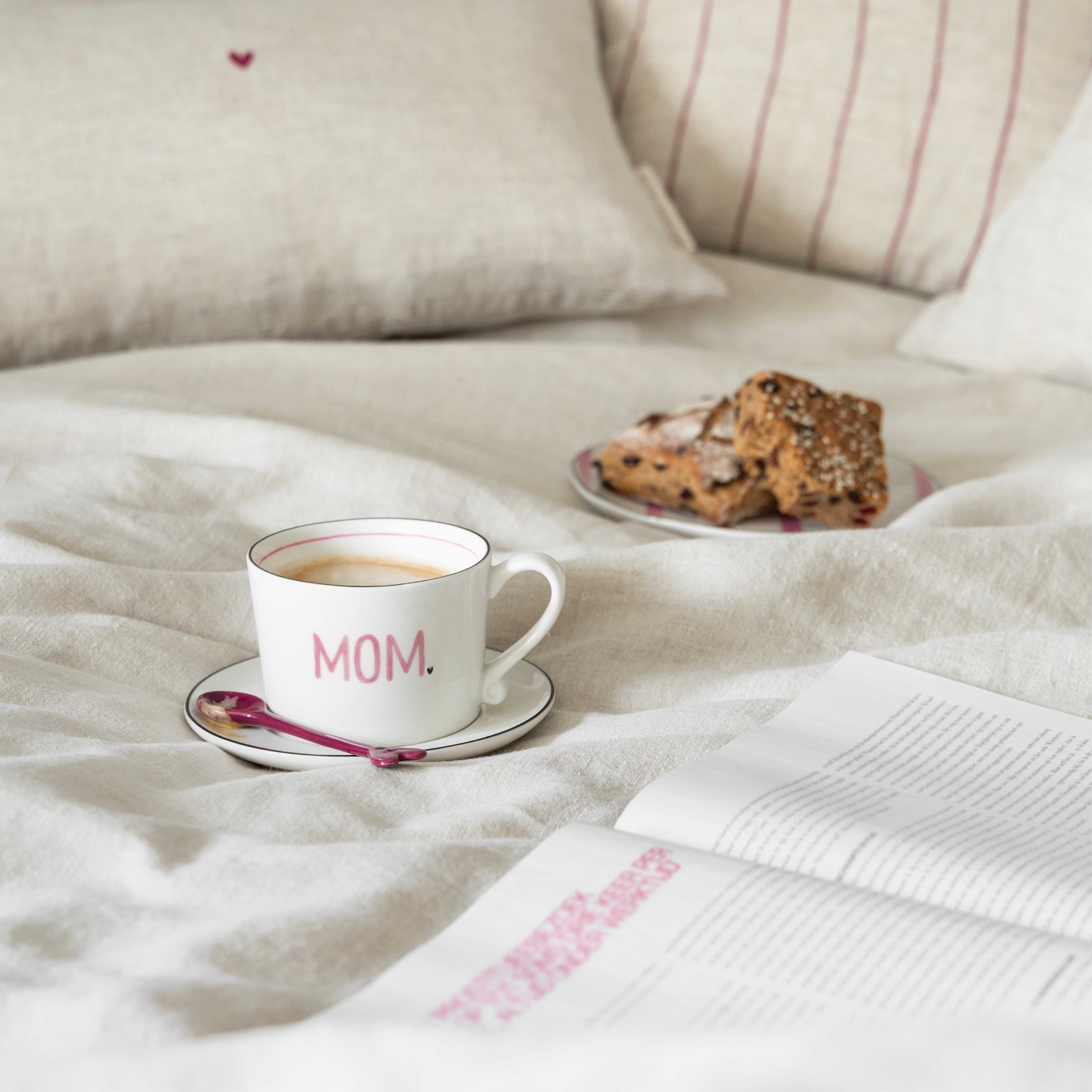 Tasse "MOM" gross rose - Bastion Collections