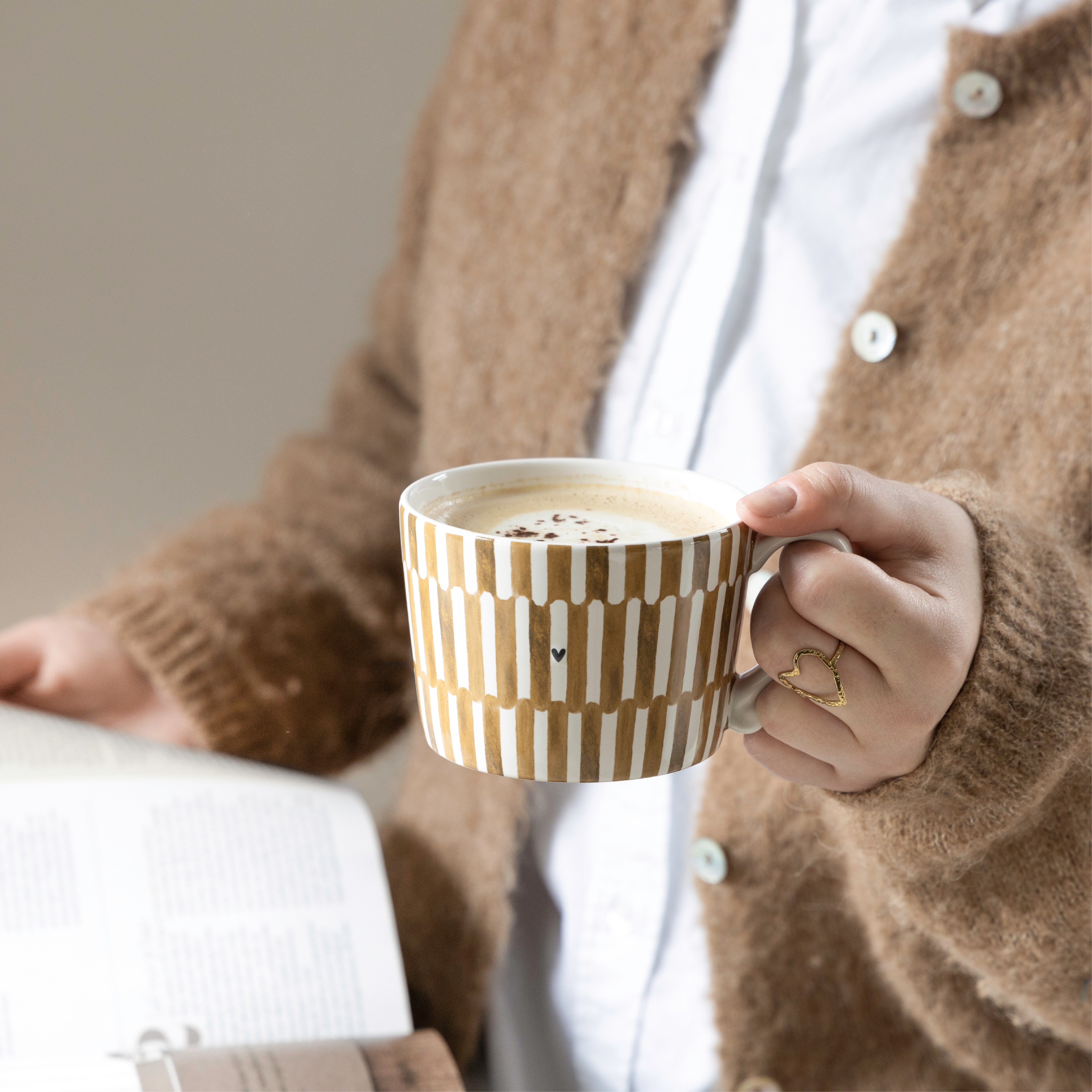Cup "stack the stripes" small brown - Bastion Collections