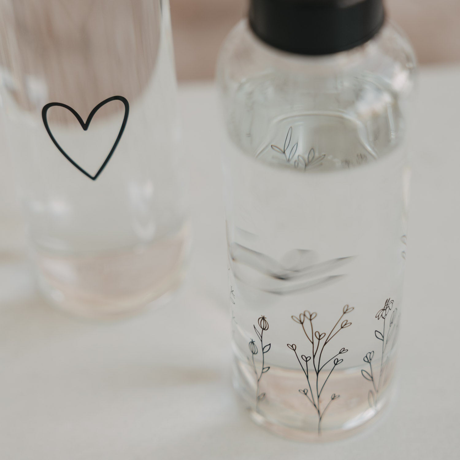 Flower Meadow Bottle 500ml Black - Eulenschnitt