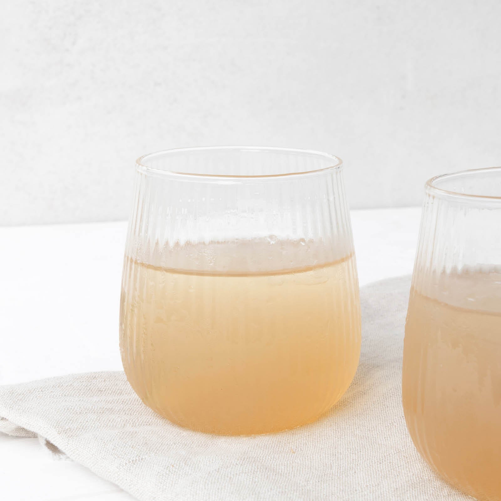 Wasserglas "ribbed" 9x9.7cm - Bastion Collections